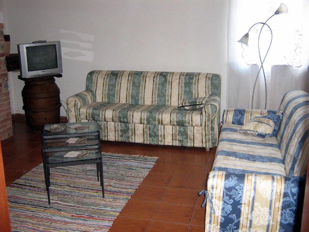Certine Agriturismo Asciano Exteriör bild